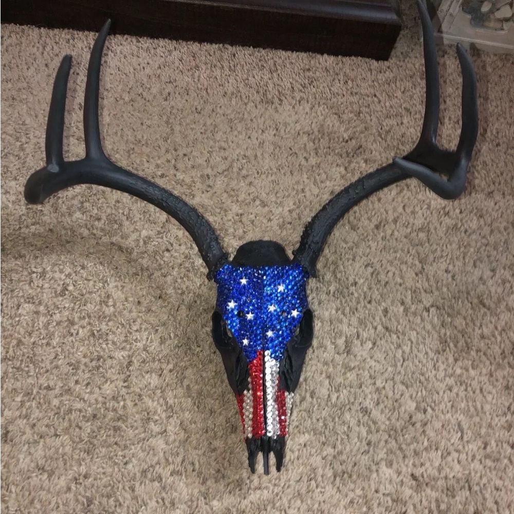 Decorative Real Whitetail Antler Skull with American Flag Design